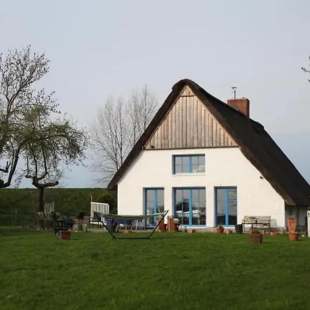Idylisches An Der Oste - Direkt Am Deich, Flussblick, 2000 Qm Garten Mit Teich, Hundefreundlich, 7 Gaeste