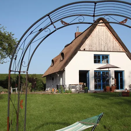 Idylisches An Der Oste - Direkt Am Deich, Flussblick, 2000 Qm Garten Mit Teich, Hundefreundlich, 7 Gaeste *